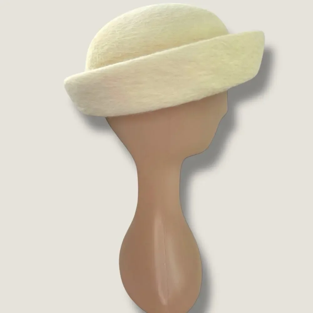 Vintage 1950s Italian Hare Fur Felt Cloche Hat Cream Joske’s Union Made - Picture 5 of 9
